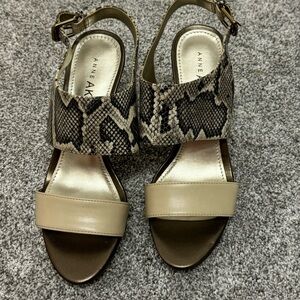 Anne Klein dress shoe